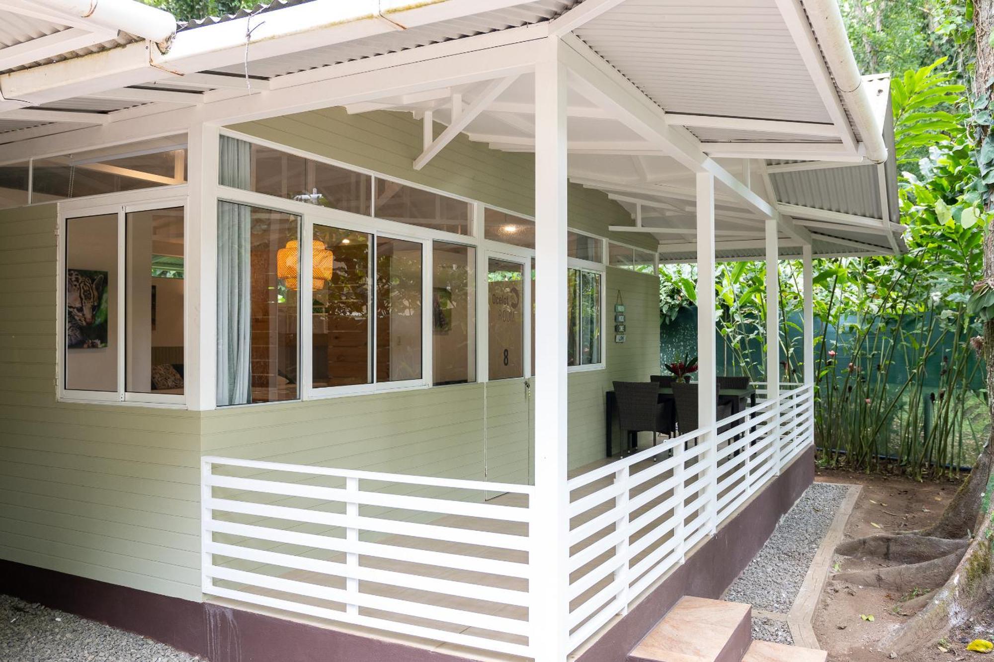 Jaguar Inn Bungalows Puerto Viejo de Talamanca Екстер'єр фото