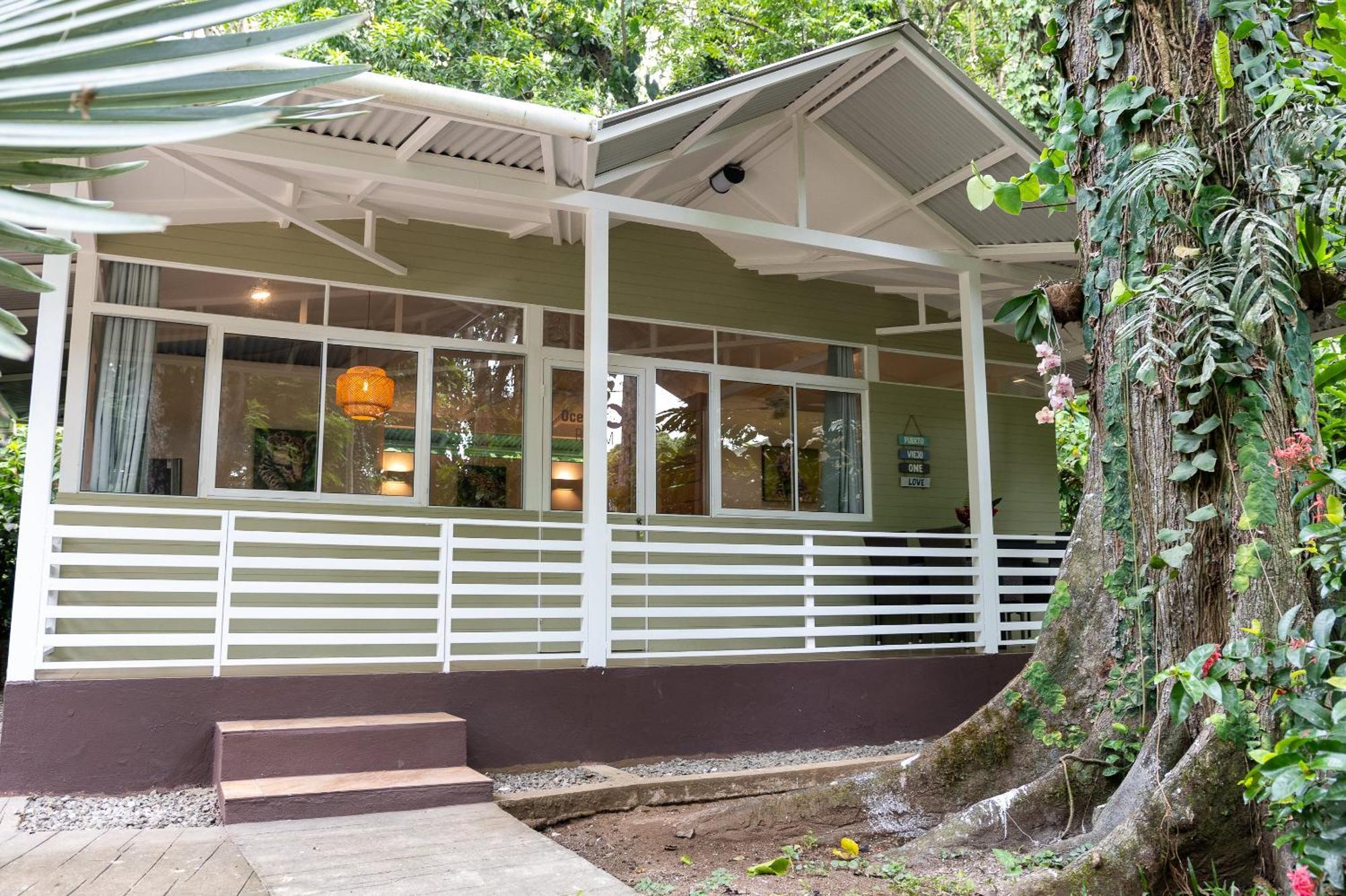Jaguar Inn Bungalows Puerto Viejo de Talamanca Екстер'єр фото